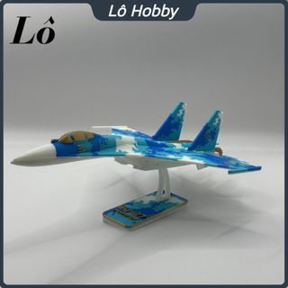 Mô hình kit lắp ráp máy bay chiến đấu Su-27 Flanker