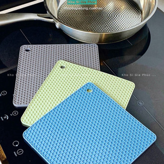 Miếng lót silicon cách nhiệt cao cấp, tấm lót chống xước bếp chịu nhiệt lên tới 200 độ C (sẵn) 🌸🌸🌸