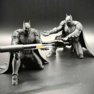 Giá đỡ bút mô hình Batman cao 10cm – Decor bàn làm việc độc đáo