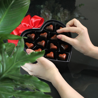 Socola Hộp Quà Antcholat Heart Whisper Chocolate S02 13 Trái Tim Đắng Dịu Tan Mượt Quà Tặng cao cấp