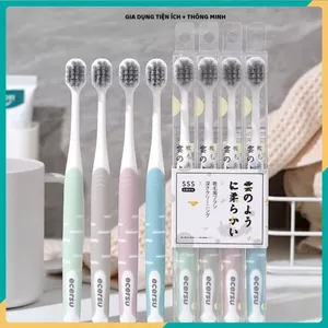 BỘ 4 BÀN CHẢI NHẬT THAN TRE HOẠT TÍNH CHO GIA ĐÌNH - Lông Tơ Mềm Mại Thiết Kế Gọn Gàng Tiện Lợi
