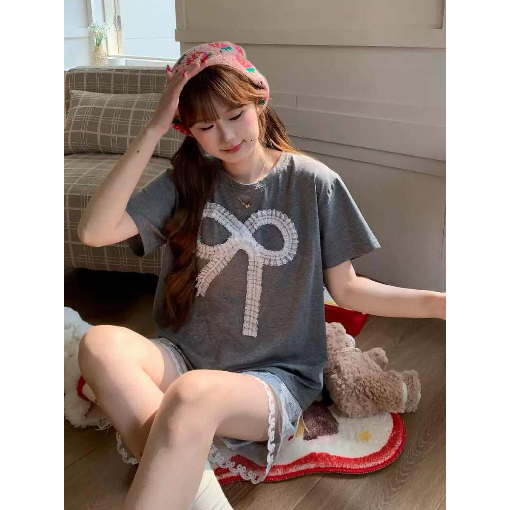 Bộ đồ nữ dễ thương,Áo thun cotton phối nơ ren mix quần đùi kiểu dáng trẻ trung thoải mái  HCOM27576