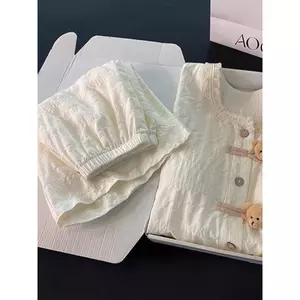 Đồ Ngủ Cho Nữ Quần Short Ngắn Tay Mùa Hè Cardigan Cổ Tròn Viền Hoa Vân Mây Đệm Ngực Bộ Đồ Phục Vụ Tại Nhà