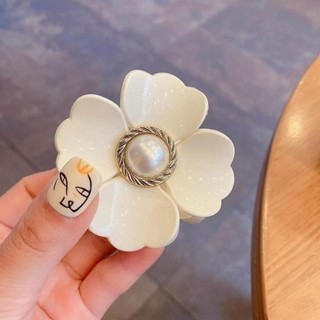 Kẹp tóc hoa 4 cánh dịu dàng tiểu thư RABBI