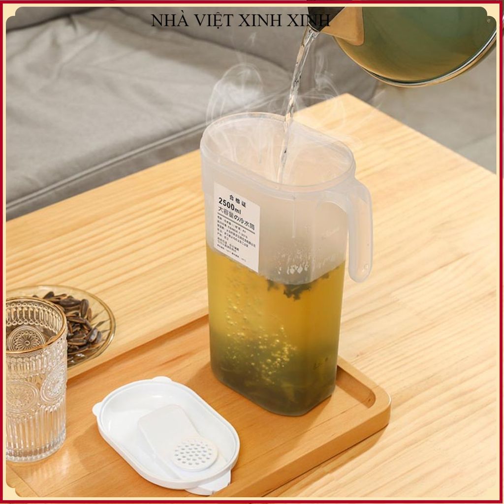 BÌNH NƯỚC NHỰA CAO CẤP, BÌNH ĐỰNG NƯỚC CÓ QUAI, Lựa Chọn Tiện Lợi Cho Gia Đình Và Văn Phòng