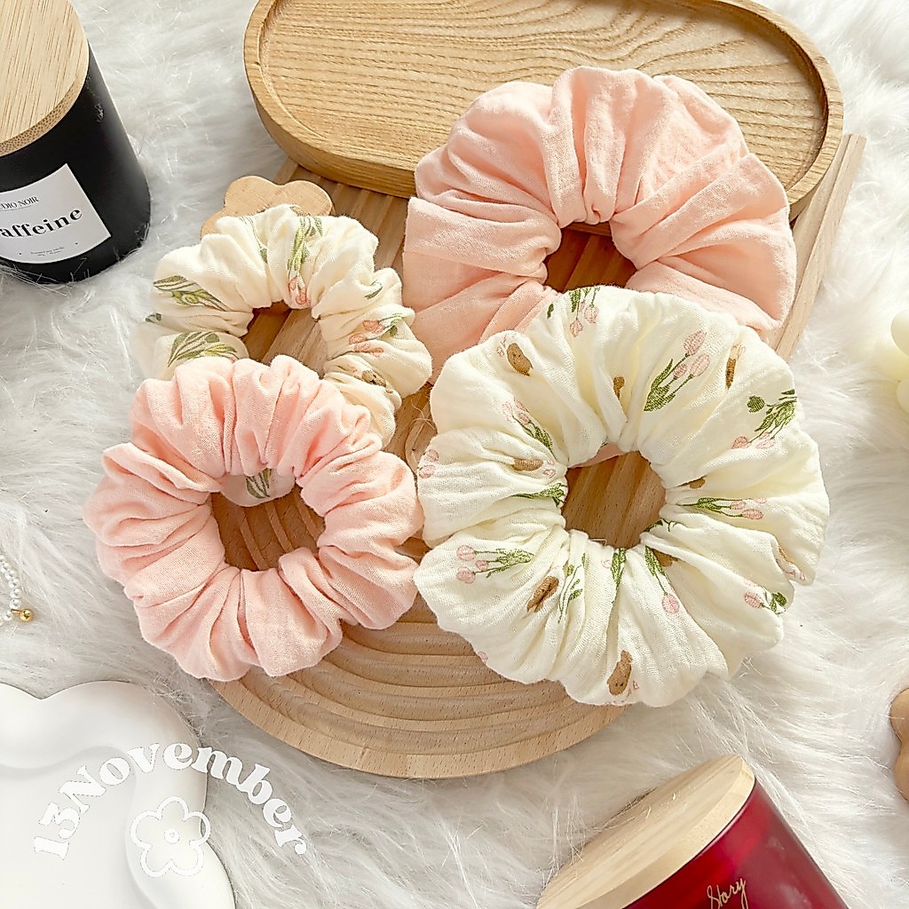 [SIÊU TO] Scrunchies Set Cột Tóc Vải Hoạ Tiết Gấu Hoa Tulip Hồng Xinh Xắn Dễ Thương Phồng To | BigBuy360 - bigbuy360.vn