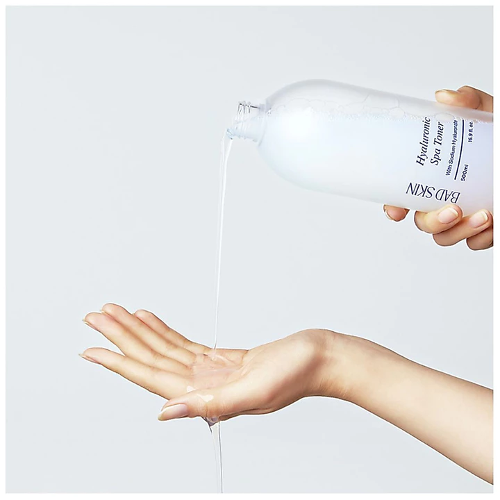 Nước hoa hồng Toner Onsen Badskin Hyaluronic Spa Toner 500ml
