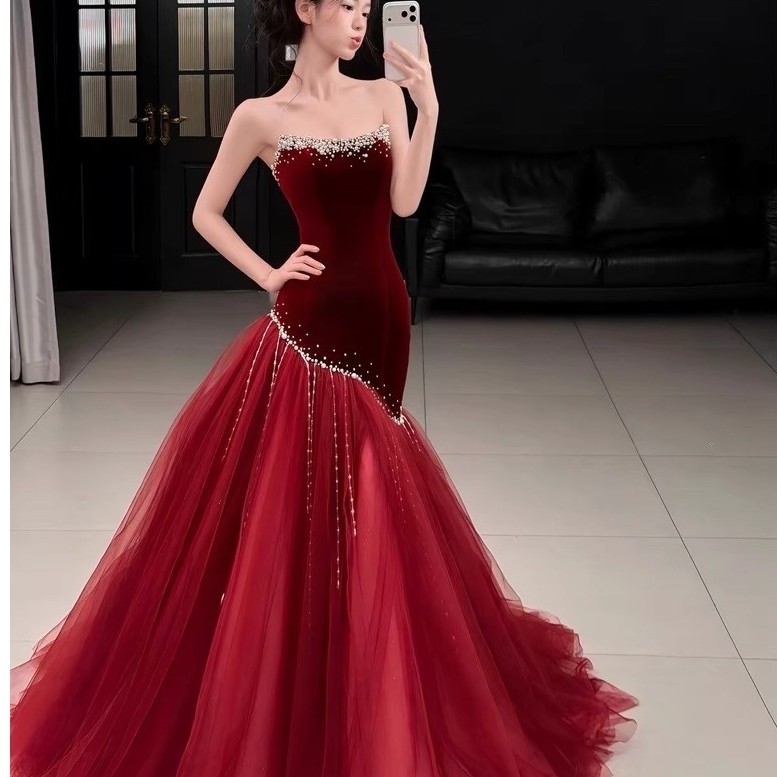 Đầm Dạ Hội Đỏ Đô Dáng Đuôi Cá Phối Voan Xòe Dài Đính Hạt Sang Trọng Dự Tiệc Sự Kiện