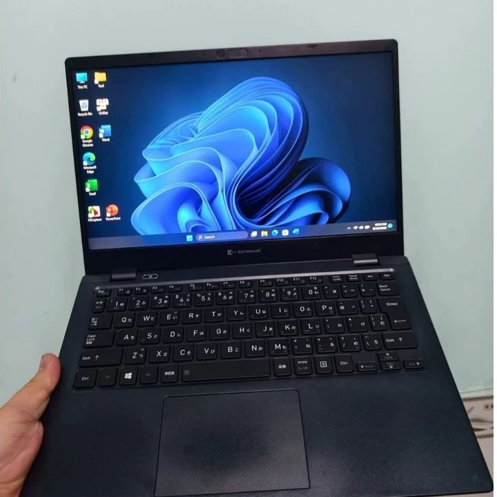 Máy Tính laptop Toshiba Dynabook core i5 11th 8/256gb cũ rẻ như xác