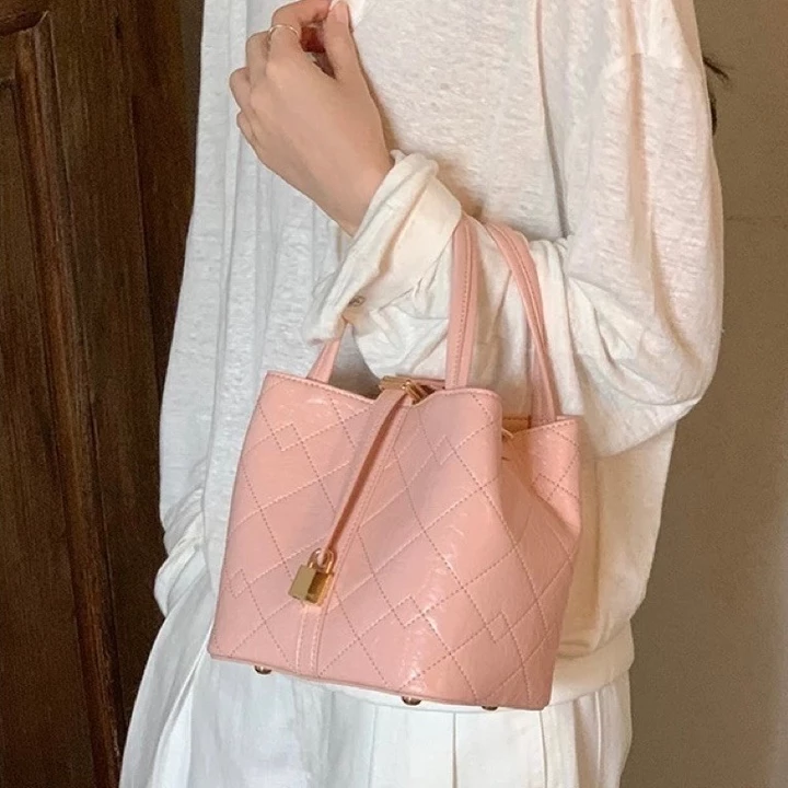 Women's Bucket Bag – 6