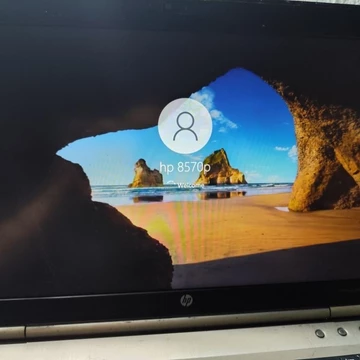 Hp Elitebook 8570p i5 3320m, ram 8gb, vga 2gb