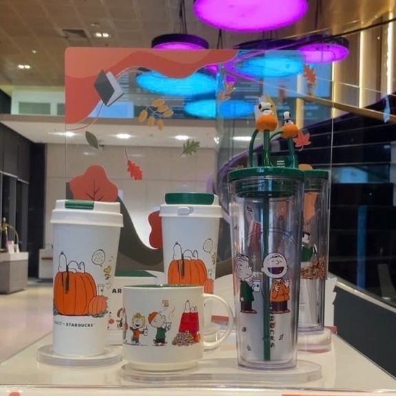 Bộ sưu tập Bình/ly Peanuts + Starbucks VietNam | BigBuy360 - bigbuy360.vn