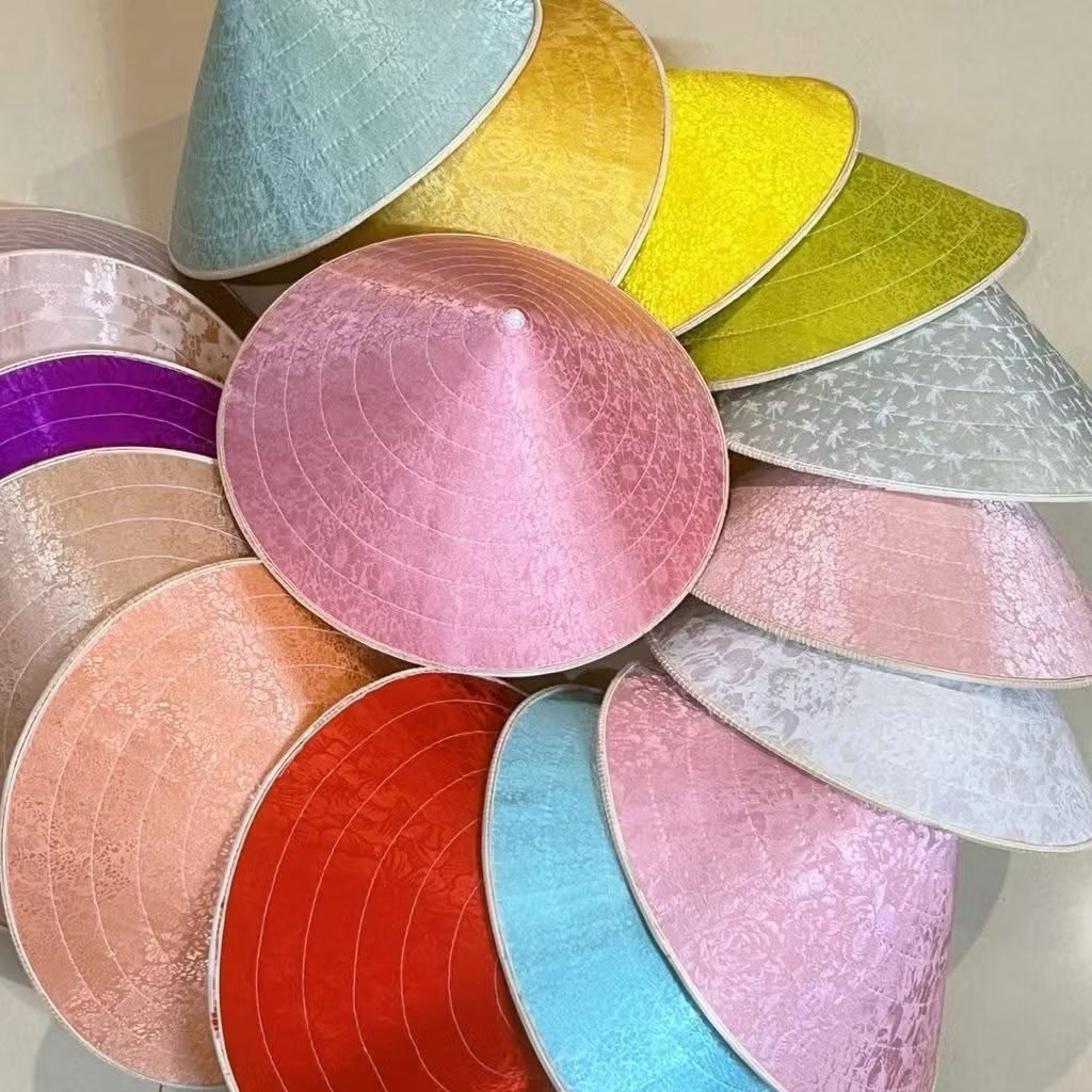 Nón lá bọc lụa gấm BLOOMY
