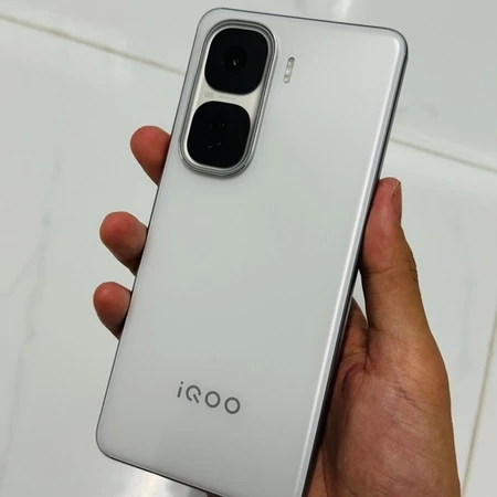 Vivo iQOO NEO 10 Trắng 12/256GB CŨ