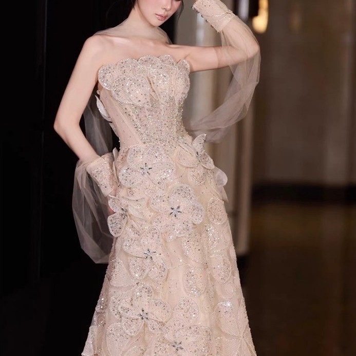 Đầm Dạ Hội Dài Dáng Xòe Đính Sequin Hoa 3D Trễ Vai Tay Voan Thanh Lịch Sang Trọng
