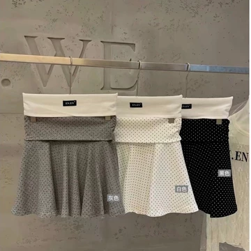 [Order]𝗡𝗨𝗘𝗡/ENEN/Chân váy mini xếp ly kiểu Hàn Quốc chấm bi, cạp chun lật lên, quần chống hở hang, chân váy lửng.