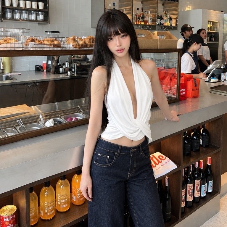Áo Top Cổ Yếm Dáng Đổ Xoắn Vạt Thiết Kế Hot Trend CoCoMin