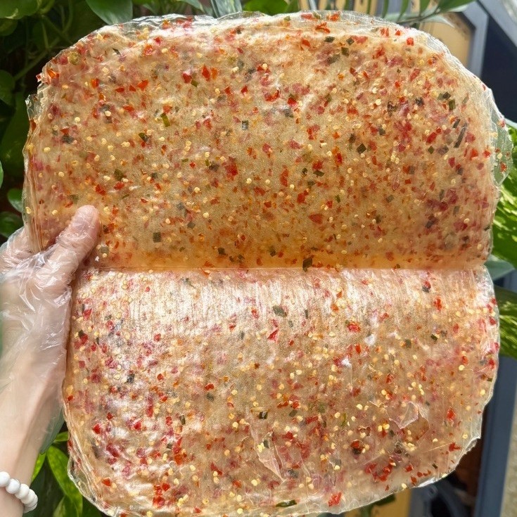 Bánh tráng dẻo cay nhiều full ớt ( siêu siêu cay) Bánh tráng phơi sương Đặc Sản Củ Chi tráng tay 💯 ăn chay được ( 500gr)