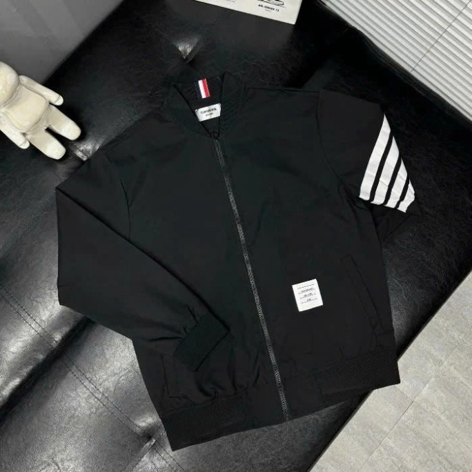 Áo Khoác Bomber Gió 4 Vạch Tay  Chất Gio 2  Lớp  Nam Nữ Hot nhất 2025 Boy Phố 2025