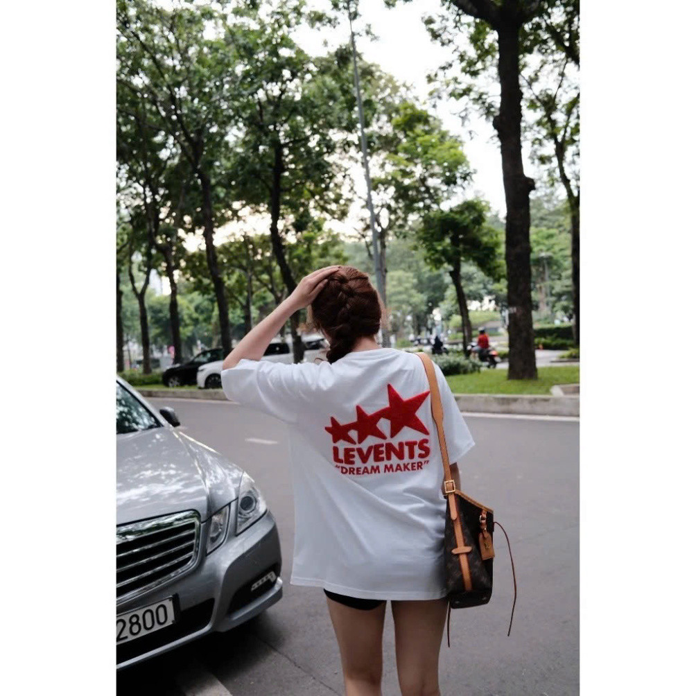 Áo Thun Nam Nữ Le Vents in Ngôi Sao Vải Cotton 2 Chiều Thoán Mát Form Rộng Hót 2025 Boy Phố 2025