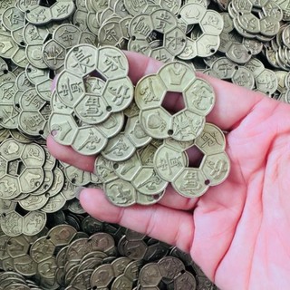 BÁN SỈ 50 100 Đồng xu hoa mai 5 cánh trang trí bàn thhờ, bàn làm việc, phong thuỷ