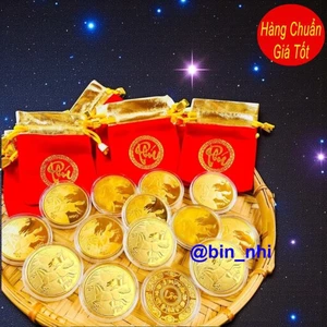 <RẺ HƠN NÈ> SET 5 ĐỒNG XU NGỰA VÀNG KÈM TÚI GẤM ĐỎ MAY MẮN (HÀNG MỚI) - Tết 2026 [SẴN HÀNG]