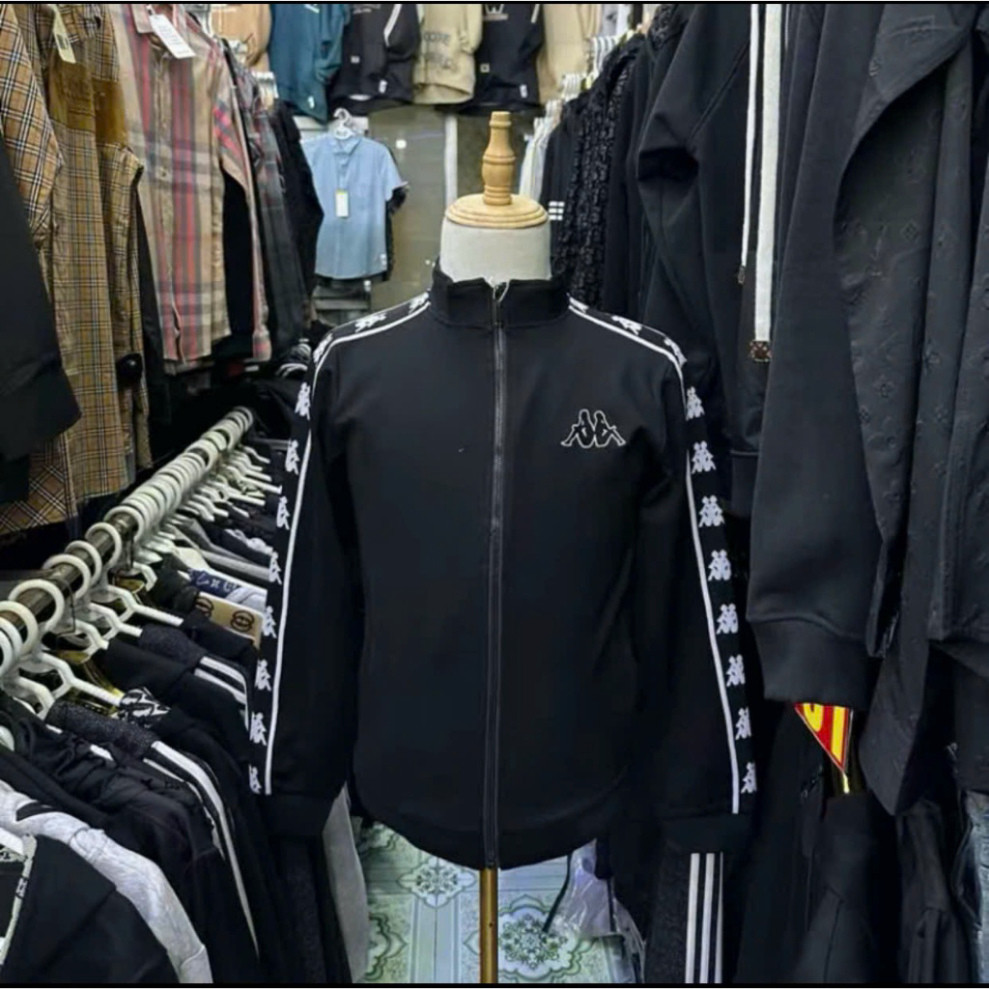 Áo Khoác Nỉ Mịn Cạp Ba Logo Thêu Nổi Phối 2 Viền Sọc Cánh Tay Phong Cách Hàn Quốc Dành Cho Nam Nữ  hot trend