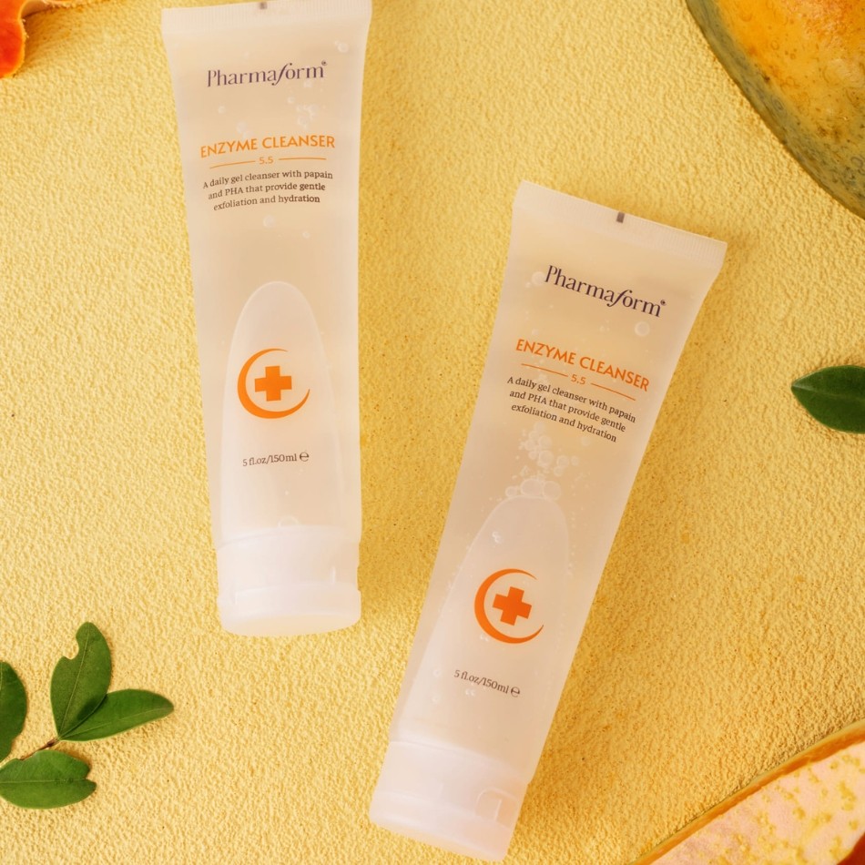 Gel rửa mặt Pharmaform Enzyme Cleanser Gel 150ml