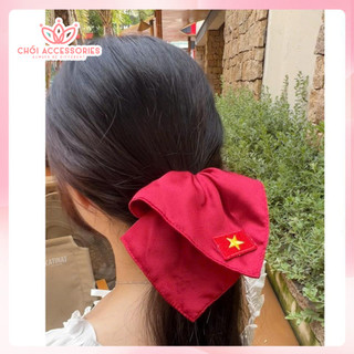 Buộc tóc vuông, scrunchies vuông lá cờ việt nam vải lụa thêu bản to Y337