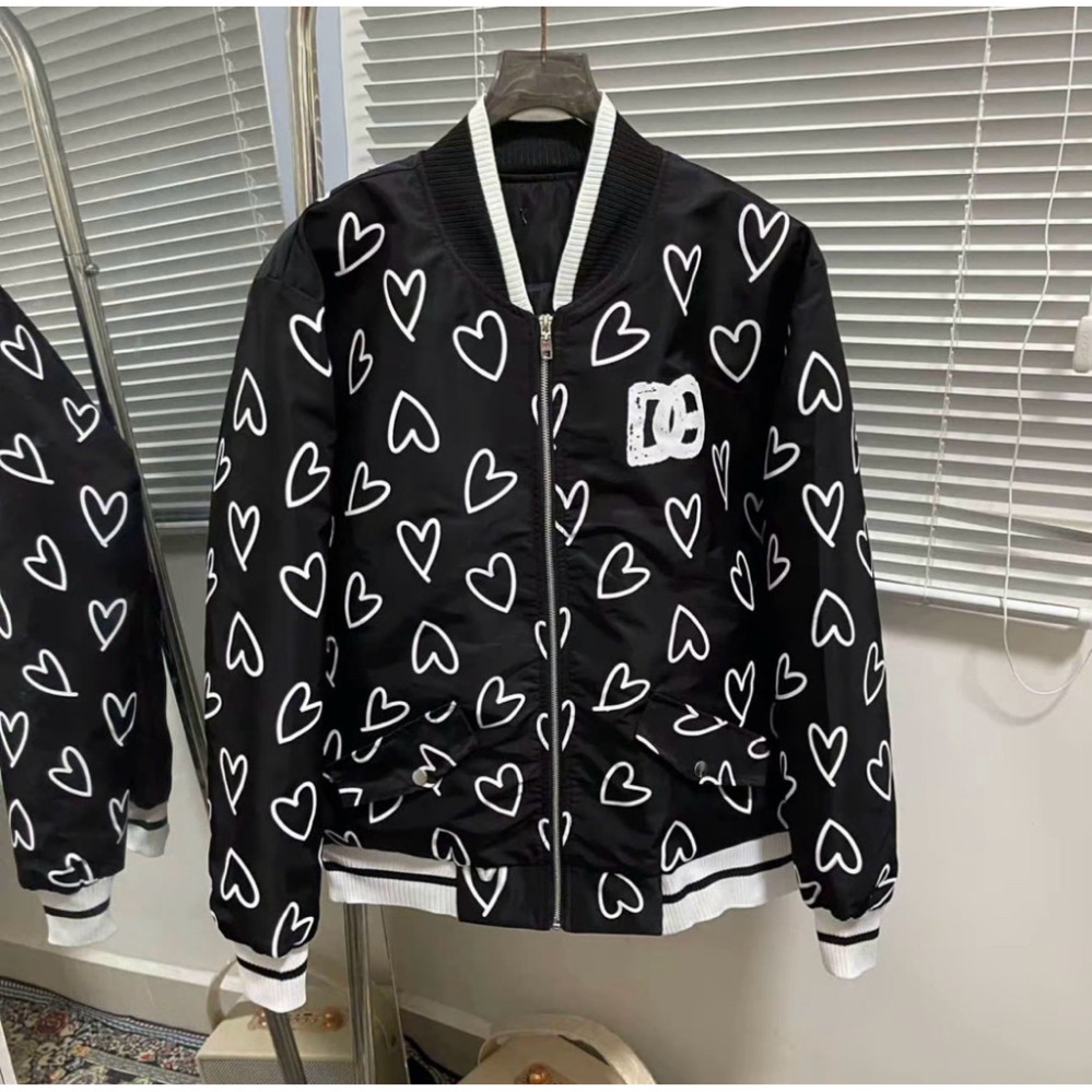 Áo khoác gió bomber hoạ tiết trái tim 2 lớp bản bo chun dành cho nam nữ from unisex Hot Trend 2025