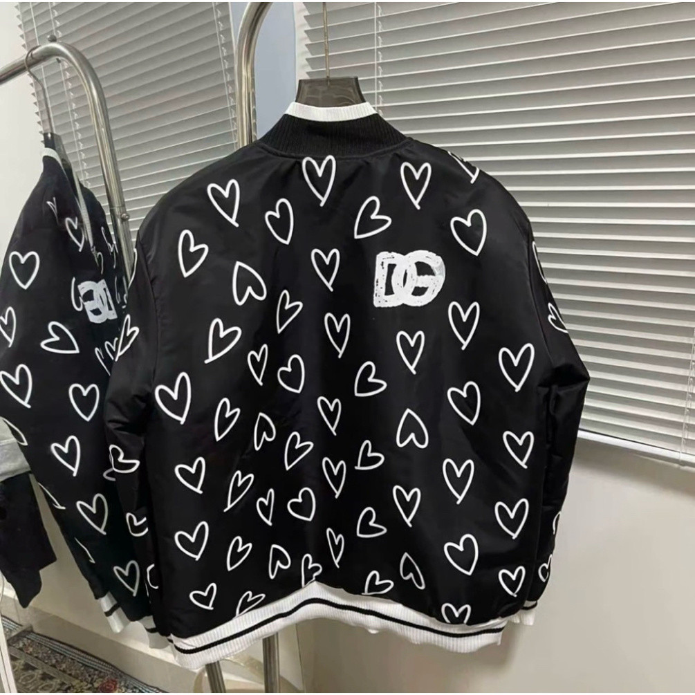 Áo khoác gió bomber hoạ tiết trái tim 2 lớp bản bo chun dành cho nam nữ from unisex Hot Trend 2025