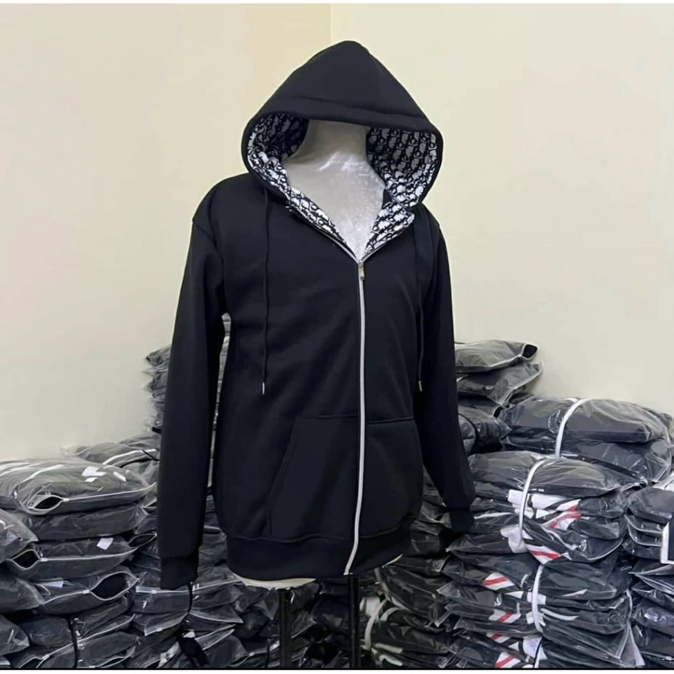 Áo  khoác nỉ lót vân i-o chất nỉ tàu mũ 2 lớp dập hoạ tiết dành cho nam nữ from dáng unisex Hot Trend 2025