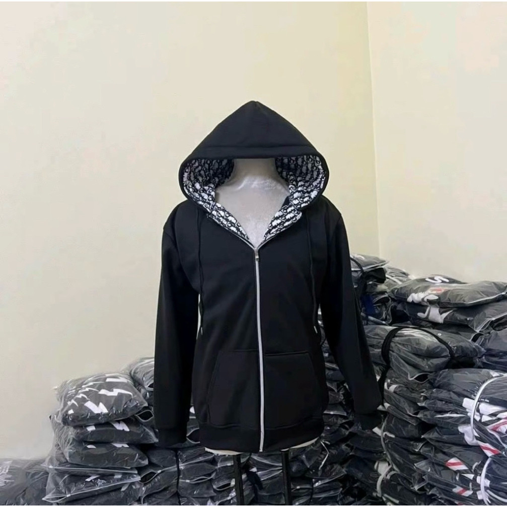 Áo  khoác nỉ lót vân i-o chất nỉ tàu mũ 2 lớp dập hoạ tiết dành cho nam nữ from dáng unisex Hot Trend 2025