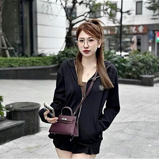 Áo Chống Nắng Phong Cách Nam Nữ QP In Chữ Trên Mũ Xu Hướng 2025, Bảo Vệ Da Hoàn Hảo Hot Trend 2025