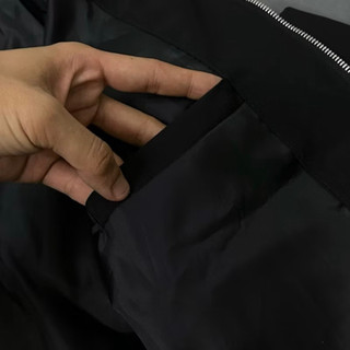 Áo Khoác Bomber Gió Nam Nữ DSQ Đen Thân Trơn Khoá Zip Bạc Ống Bo Sọc Gân Lót 2 Lớp Đơn Giản Basic Hot Trend 2025