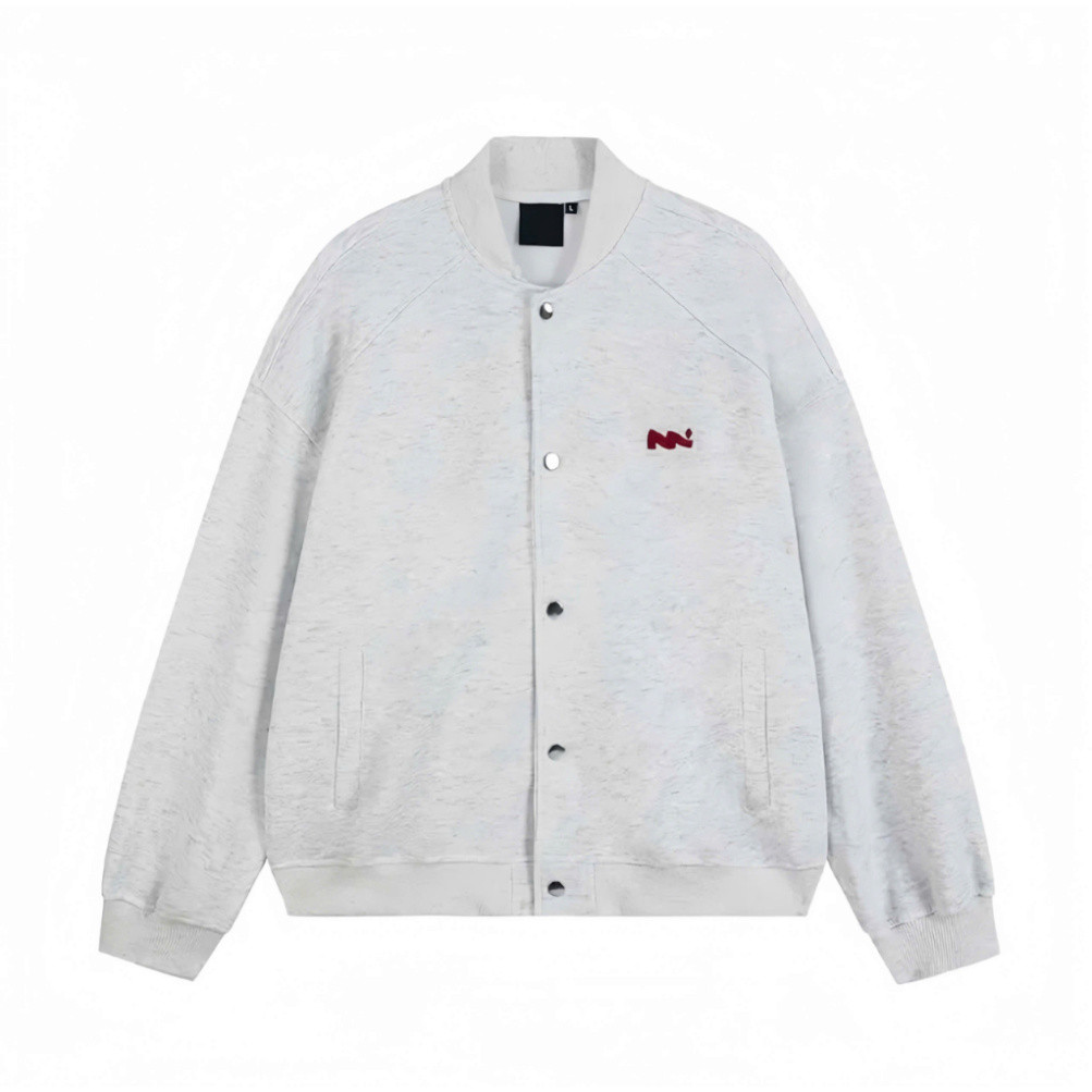 Áo khoác bomber nỉ 2 lớp da, có logo thêu nổi, dày dặn, thời trang cho cả nam và nữ. Boy Phố 2025