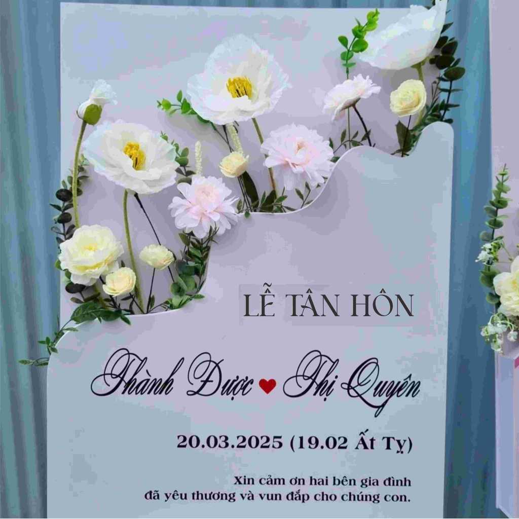 Bảng Welcome Cắm Hoa. Đám cưới, Chất liệu Fomet 3ly và 5ly, Size 40x60cm & 50x70cm và60x80cm, Loại 1