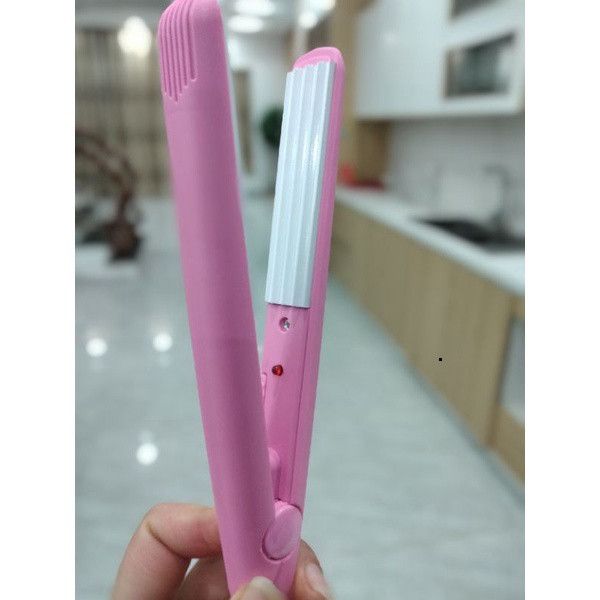 Máy là uốn tóc - duỗi tóc dập xù  mi ni tại nhà  tiện dụng mang theo du lịch dã ngoại AC