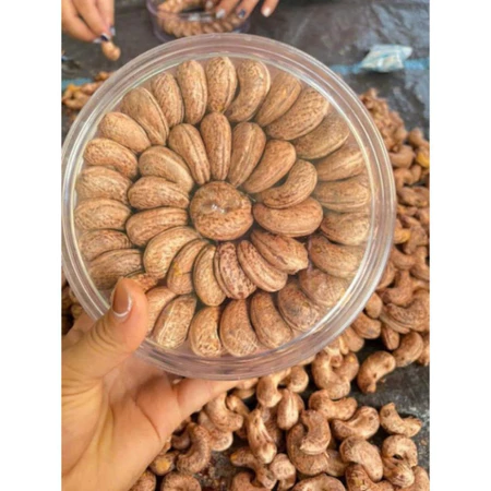 Hạt điều Đắk Lắk loại A – giòn rụm, béo bùi, rang mộc, rang muối 100% nguyên chất,500g(cả hộp)