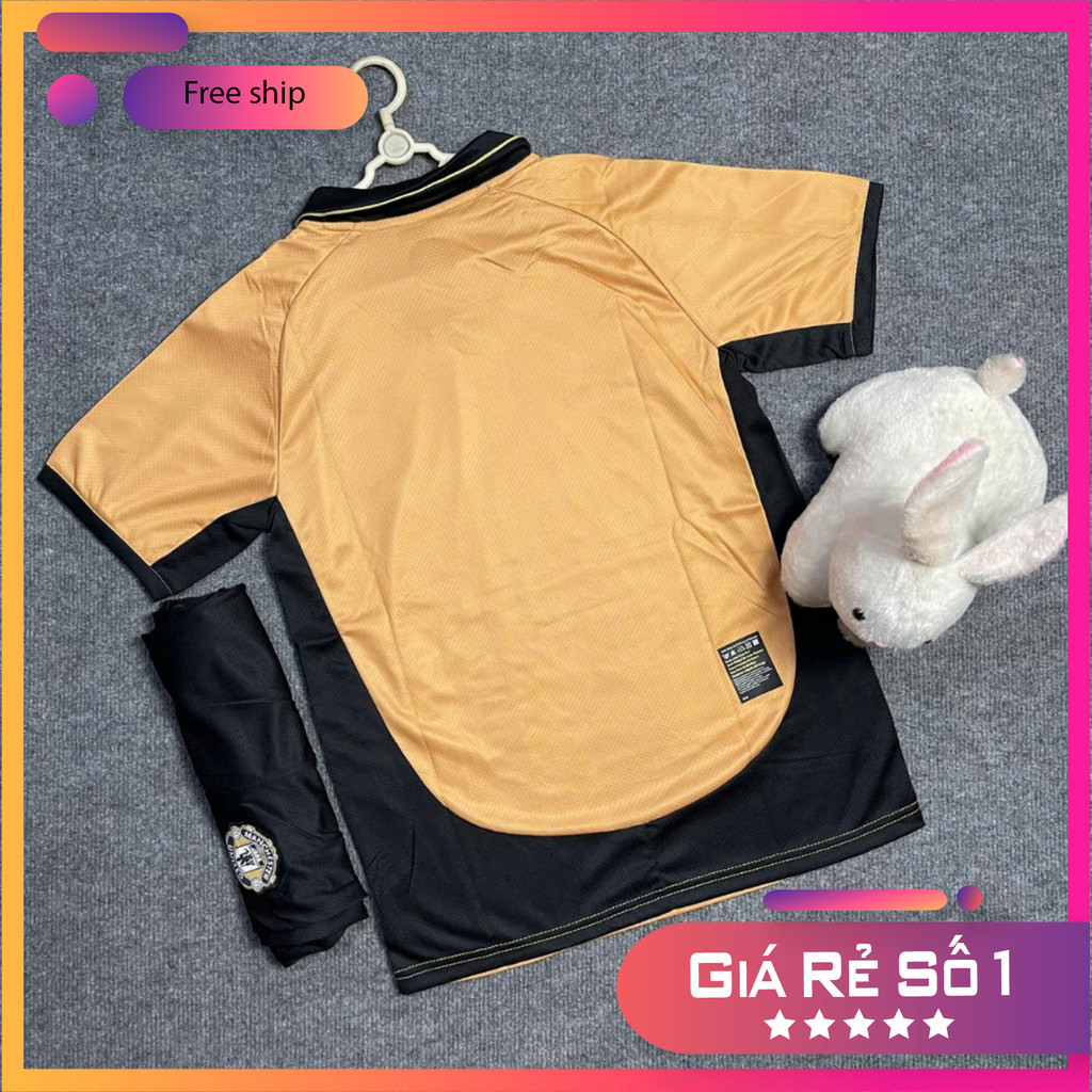 (FREE SHIP) Bộ Quần Áo Bóng Đá Mu Retro - Năm 2001/2002 - Sân Khách - Vải Thái Cao Cấp MU Form 50-100kg