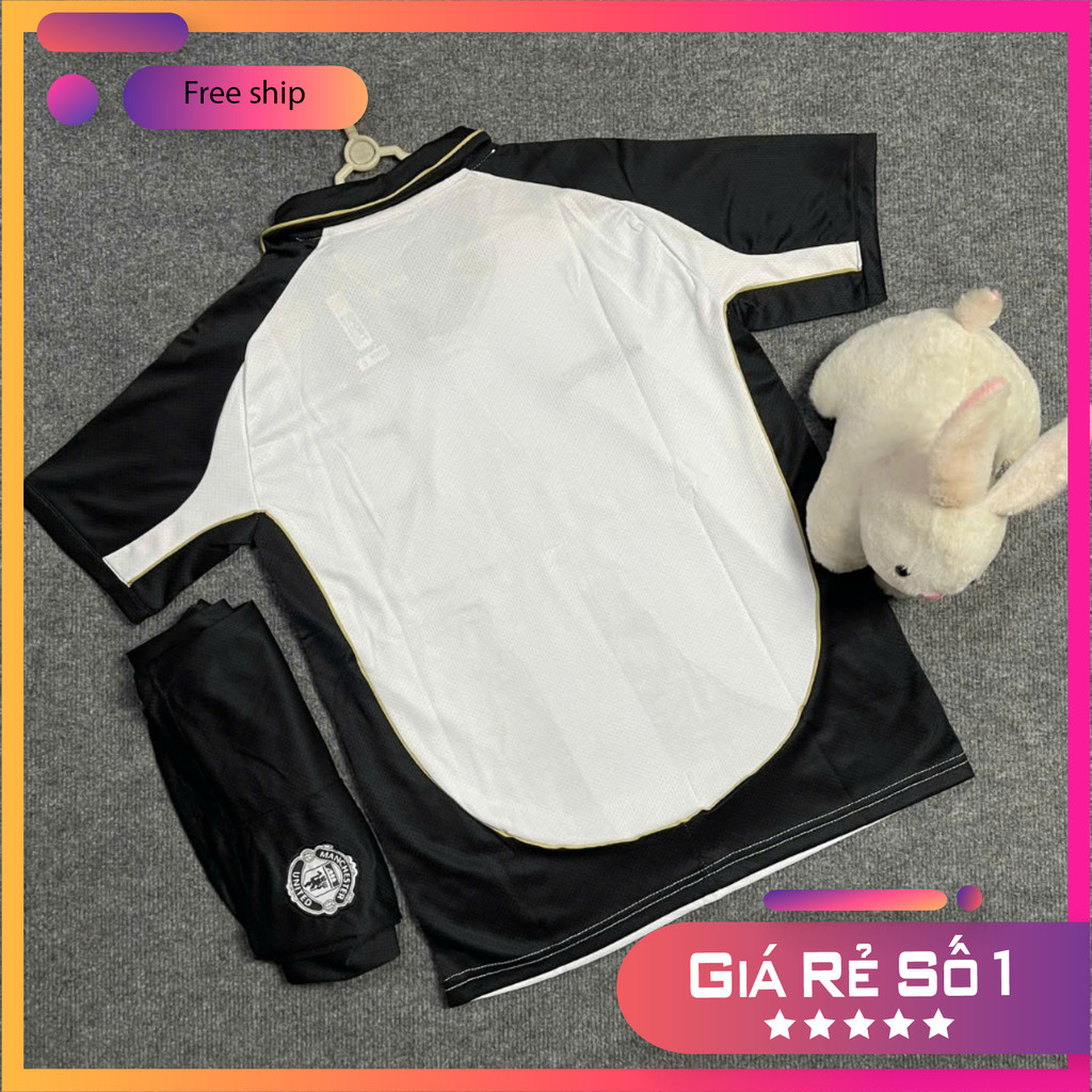 (FREE SHIP) Bộ Quần Áo Bóng Đá Mu Retro - Năm 2001/2002 - Sân Nhà - Vải Thái Cao Cấp MU Form 50-100kg