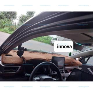 Phụ kiện Ô tô Toyota Innova ( 2007-2025): Thảm Taplo 3 Lớp Carbon - Bảo vệ, Đẹp sang trọng.