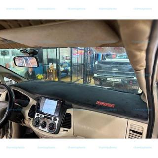 Phụ kiện Ô tô Toyota Innova ( 2007-2025): Thảm Taplo 3 Lớp Carbon - Bảo vệ, Đẹp sang trọng.