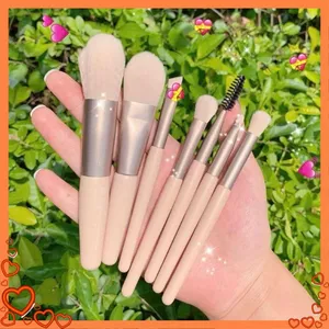 3 3 BỘ CỌ TRANG ĐIỂM 8 CÂY VINTAGE SIÊU CUTE TRONG TÚI ZIP - Set Cọ Trang Điểm Gồm 8 Cây Lông Mịn Dễ Tán Phấn