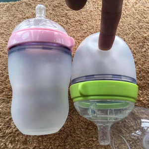 Bình Sữa Comotomo Silicone Siêu Mềm Cho Bé Lười Ti Bình dung tích 150/250ml