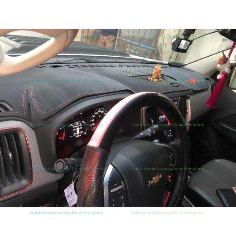 Thảm taplo Ô tô Chevrolet (Aveo, Cruze, Colorado, Spark, Captiva) Hàng 3 Lớp Da Carbon: Chống nóng, bảo vệ taplo xe.