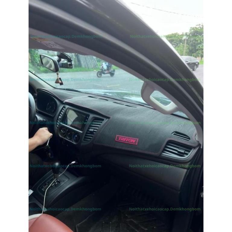 Phụ Kiện Cao Cấp Thảm Taplo Mitsubishi Triton Form Chuẩn Zin Chống Nắng Tối Đa.