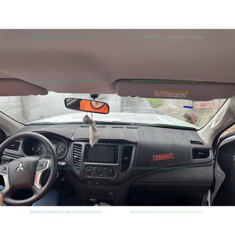 Phụ Kiện Cao Cấp Thảm Taplo Mitsubishi Triton Form Chuẩn Zin Chống Nắng Tối Đa.
