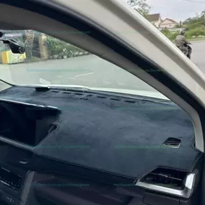 Phụ Kiện Cao Cấp Thảm Taplo Toyota Veloz, Avanza Form Chuẩn Zin Chống Nắng Tối Đa.
