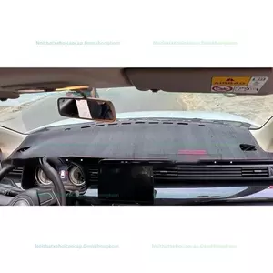 Phụ kiện Ô tô Suzuki (Xl7, Etiga, Swift): Thảm Taplo 3 Lớp Carbon - Bảo vệ, Đẹp sang trọng.